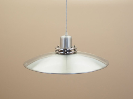 Dänische Pendelleuchte mit geschichtetem Metallschirm, skandinavisches Design der 1970er Jahre – Kronleuchter (photo 2 of 11)