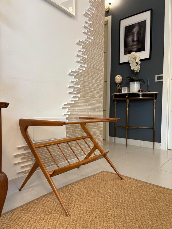 Image 1 of Vintage nachtkastjes franse dienbladen mid century antiek luxe handgemaakte decoratie barocco art deco Italië design Ico Parisi 