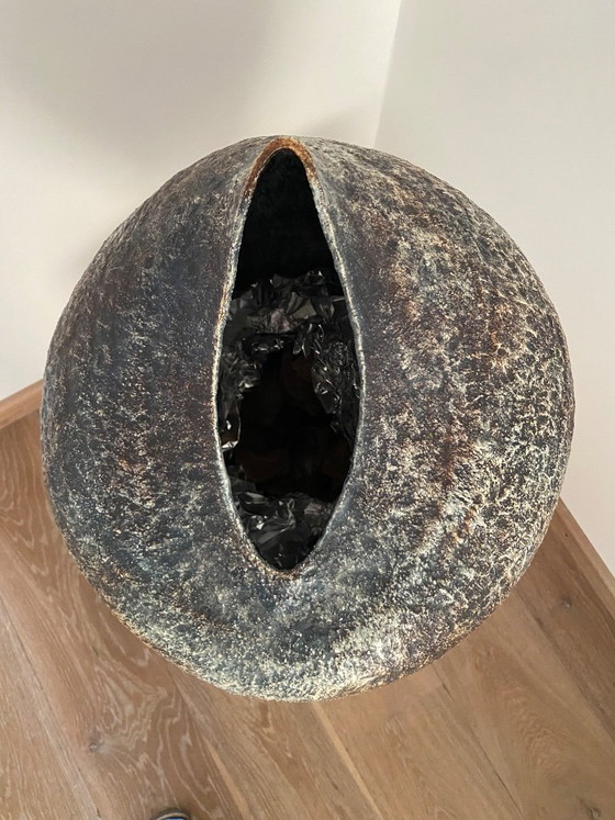 Image 1 of Robust ceramic vase in mottled colors from beige to blue