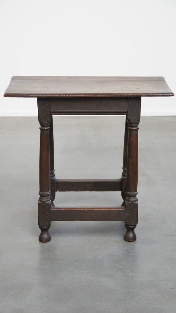 Image 1 of Grote Antieke Engelse Bijzettafel/Stool
