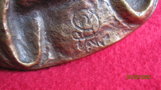 Image 1 of Targa in bronzo raffigurante Madre e Bambino