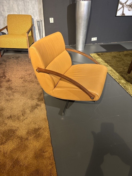 Image 1 of Draai- Fauteuil