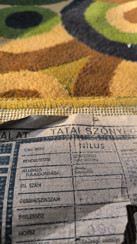Image 1 of Tappeto vintage "NÍLUS" - Un classico del design ungherese