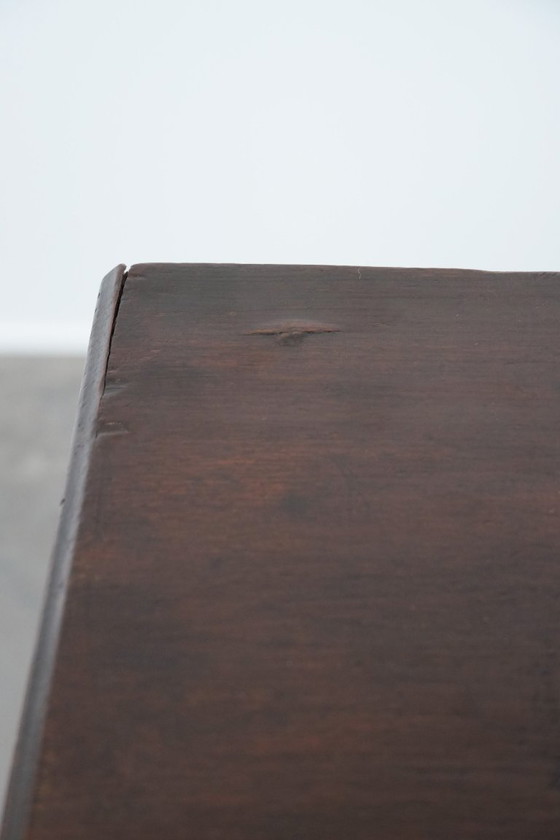 Image 1 of Antico mobile/cassettiera inglese in rovere dei primi anni del XIX secolo