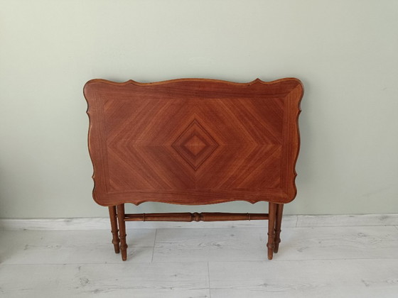 Image 1 of Mesa plegable antigua de madera torneada