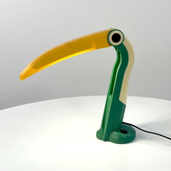 Image 1 of Lampada a forma di tucano verde mare e giallo, disegnata da H.T. Huang per Huanglite, anni '80.