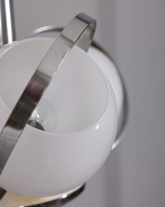 Vintage Italiaanse kroonluchter in Space Age-stijl met glazen lampen, jaren 70 – Glass (photo 4 of 8)