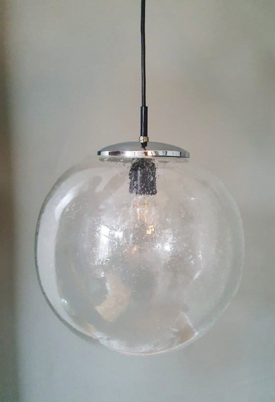Image 1 of Grande lampada a sospensione/lampada a globo vintage con bolle d'aria chiuse (30 cm).