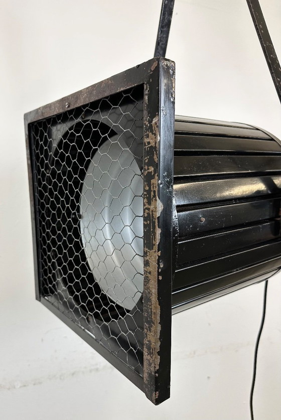 Image 1 of Großer, antiker schwarzer Theaterscheinwerfer, 1960er Jahre