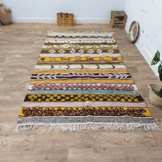 Image 1 of Traditional Art Berber Rug – 100% Wool Handwoven (242 × 147 cm)
