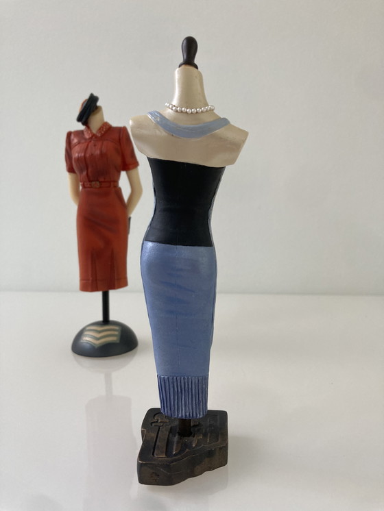 Image 1 of Twee collectables van The Latest Thing