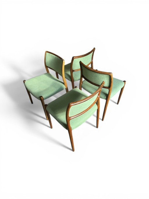 4 sedie di Niels Otto Moller