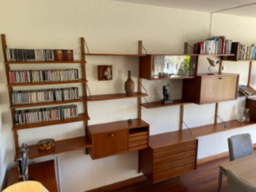 Vintage wandmeubel van Poul Cadovius, in zeer goede staat