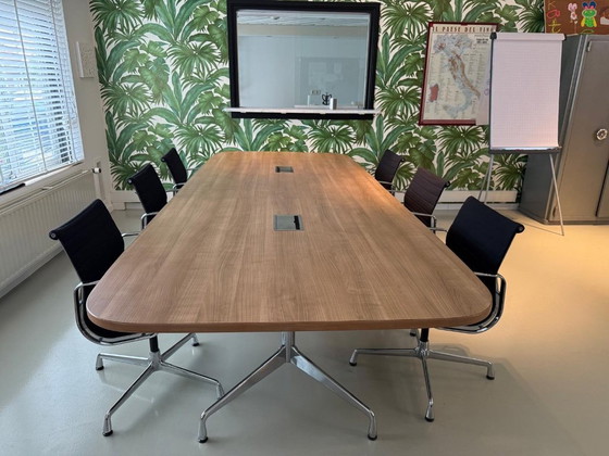 Image 1 of Vergader set Eames: Segmented table + 6 stoelen EA108