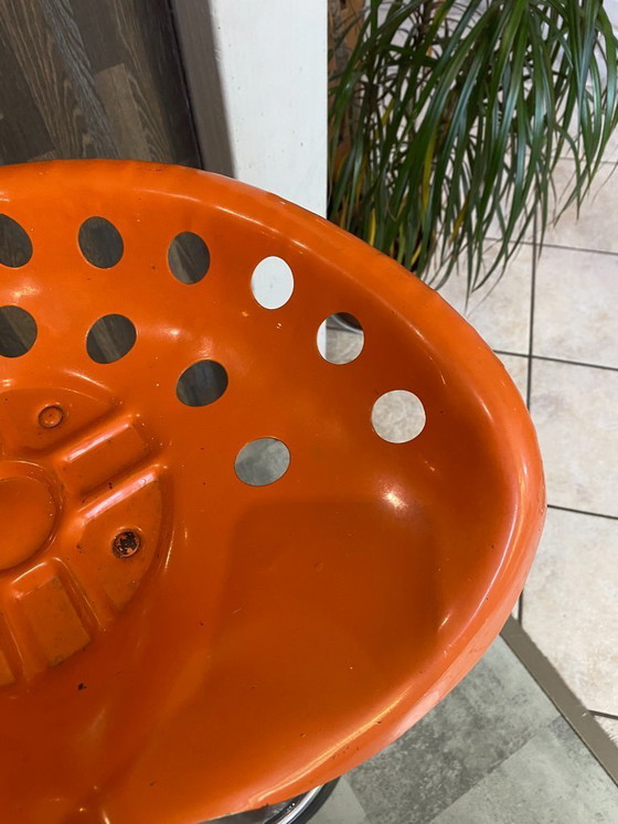 Image 1 of Taburete de tractor naranja auténtico, estilo cortacésped, giratorio y ajustable, de Etienne Fermigier Mirima, 1970.