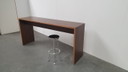 Mesa de bar de diseño, madera de nogal, contrachapado chapado en HPL, mesa alta