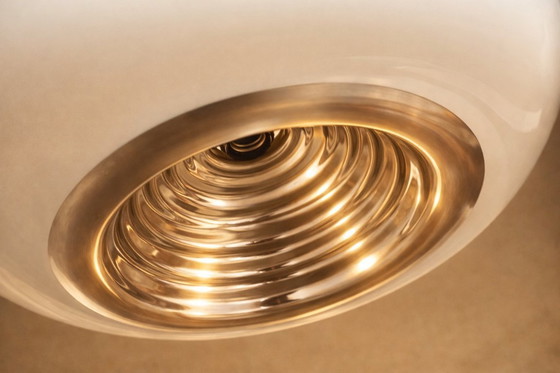 Image 1 of Außergewöhnliche „Schwarz-Weiß“-Pendelleuchte von Achille & Pier Giacomo Castiglioni für Flos – Makelloser Zustand – 1968