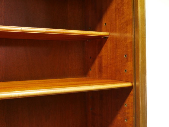 Image 1 of Vintage Vitrine 60er Jahre, Bücherschrank mit Glasschiebetüren, Mid Century Wohnzimmerschrank aus Buche & Eiche, Germany