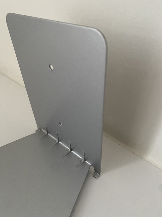 Image 1 of Estantería flotante Umbra Conceal - Diseño