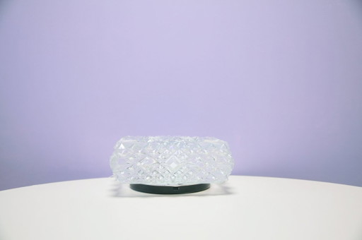 Plafonnier en verre géométrique