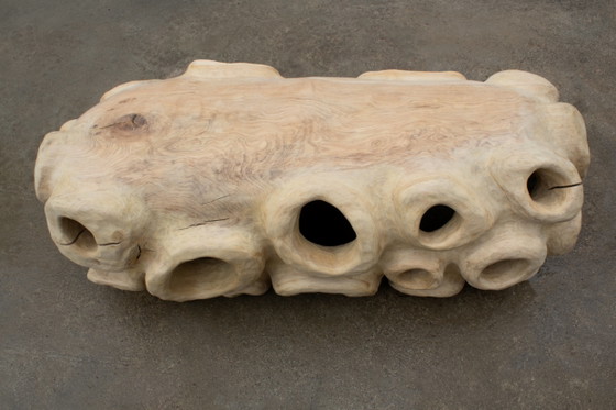 Image 1 of Banc sculptural en chêne