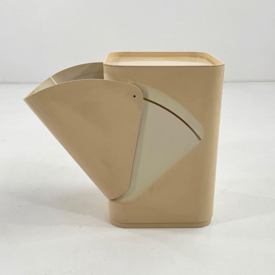 Image 1 of Cesto de ropa beige de Anna Castelli para Kartell, años 70