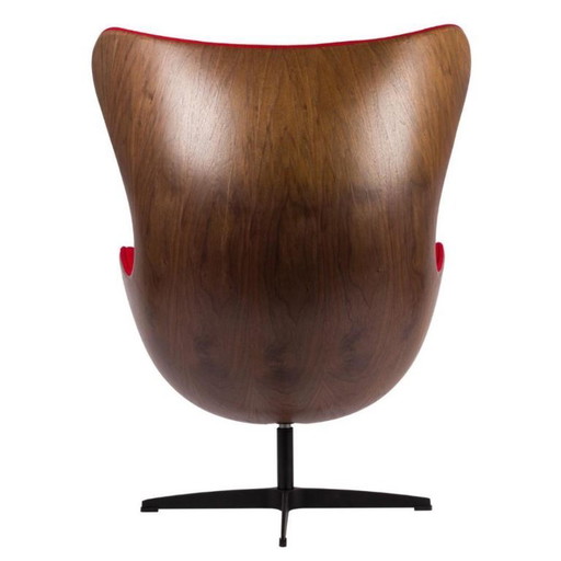 Replica della sedia a uovo!!