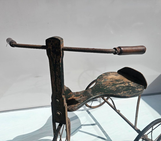 Image 1 of Triciclo antiguo y completamente original