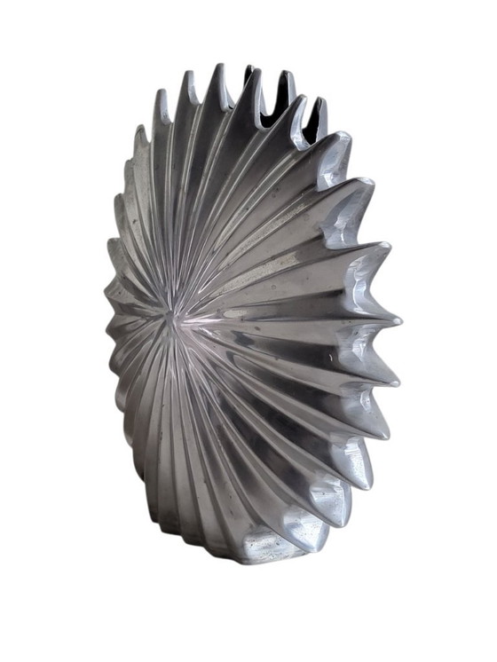 Image 1 of Vaso "Shell" in alluminio