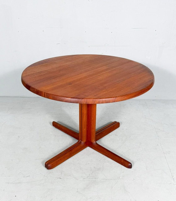 Image 1 of Uitschuifbare eettafel/tafel uit het midden van de 20e eeuw, gemaakt van teakhout door C J Rosengaarden, Denemarken, jaren 60.