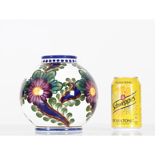 Vase rond scandinave vintage en céramique avec motifs floraux par Harald Slott-Moeller pour Aluminia, 1930