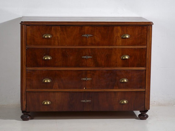 Antique pine chest of drawers with four drawers and brass handles – Central Europe, circa 1900 – Metal (photo 28 of 40)