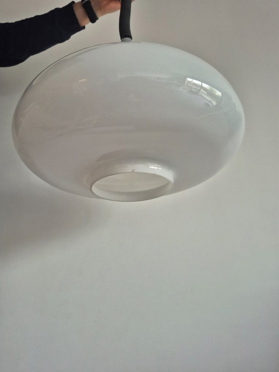 Vintage Space Age "UFO" pendant lamp in opaline and chrome (1970s), Chandeliers, Silver (photo 3 of 9)