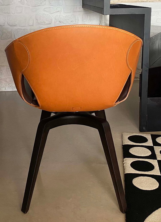 POLTRONA FRAU POLTRONCINA GINGER – Sedie girevoli, Leather, Wood (photo 22 of 36)