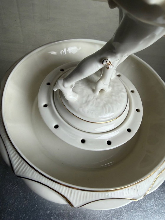 Image 1 of Hutschenreuther Selb Art Department – ​​Karl Tutter – Original two-part flower arrangement dish “Lovers / The Kiss”