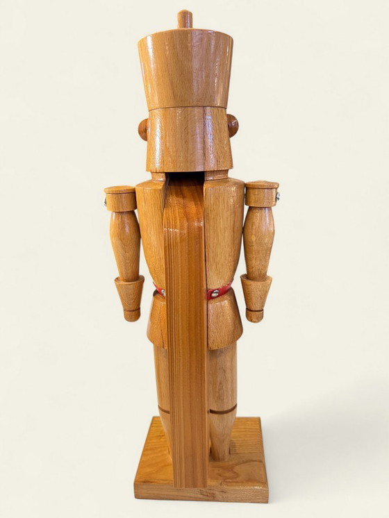 Image 1 of Casse-noix rare « Husar » | Fabriqué à la main dans les Monts Métallifères | Aspect bois naturel