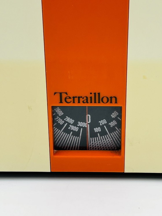 Image 1 of Vintage Terraillon keukenweegschaal in oranje en crème.