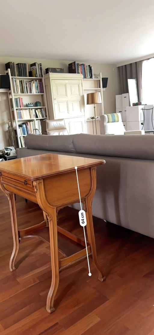 petite table d'entrée