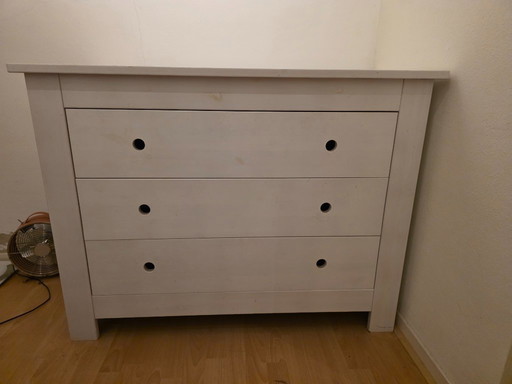 Commode Bopita Dido, trois tiroirs, pin massif, finition blanchie