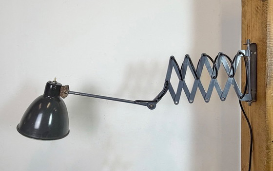 Image 1 of Zwarte industriële Sovjet-wandlamp in schaarvorm, jaren 60