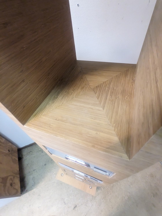 Image 1 of Falsche Tulpe, Kommode 1