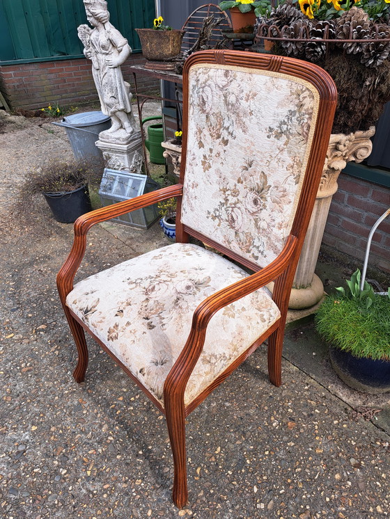 Image 1 of Antieke Slaapkamerstoel Afmetingen 56 x 52cm en 108cm Hoog Zithoogte ca 46cm