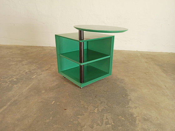 Image 1 of Vintage postmodern bijzettafeltje, groen