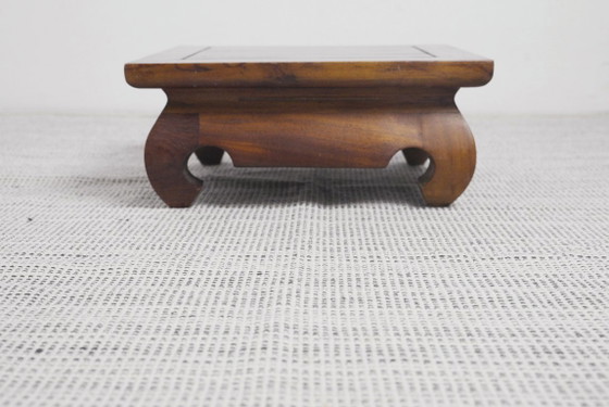 Image 1 of Indonesische hardhouten lage tafel in opiumstijl, Aziatische altaartafel, vintage houten plantenstandaard, Japandi bijzettafel