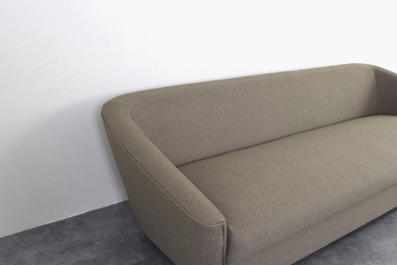 Image 1 of Ruimtevaart-achtige Duitse sofa uit de jaren 60.