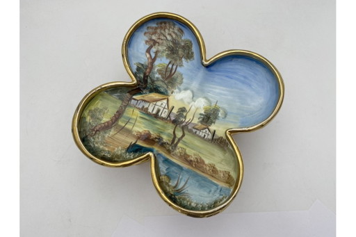 Porcelain table centerpiece decoration.