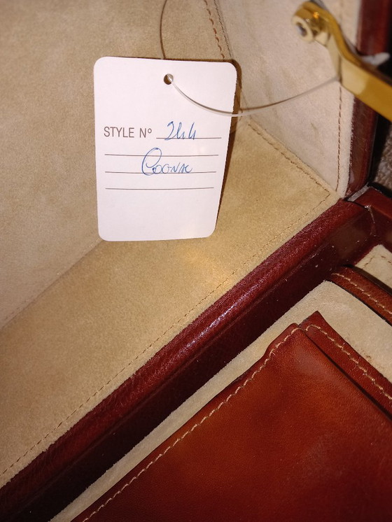 Image 1 of Elegante valigetta vintage in pelle italiana