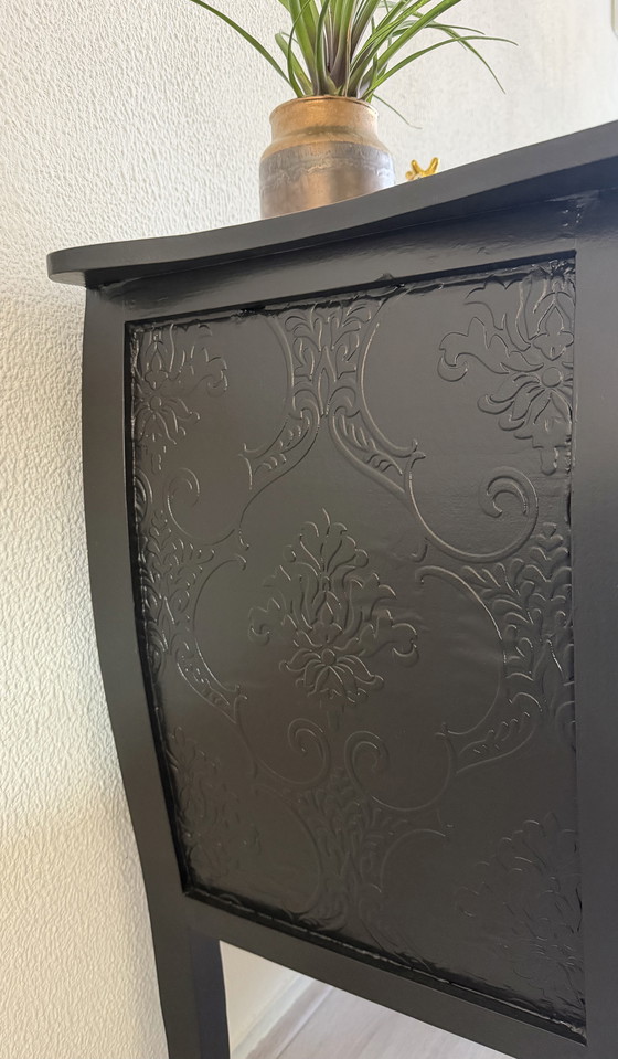 Image 1 of Laden kastje gerestyled