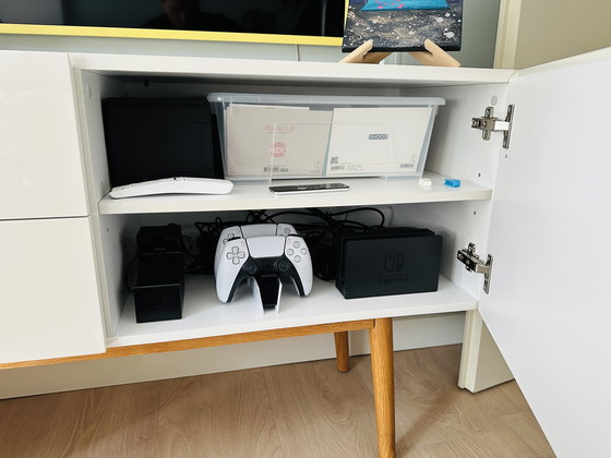 Image 1 of Zuiver High on Wood kast