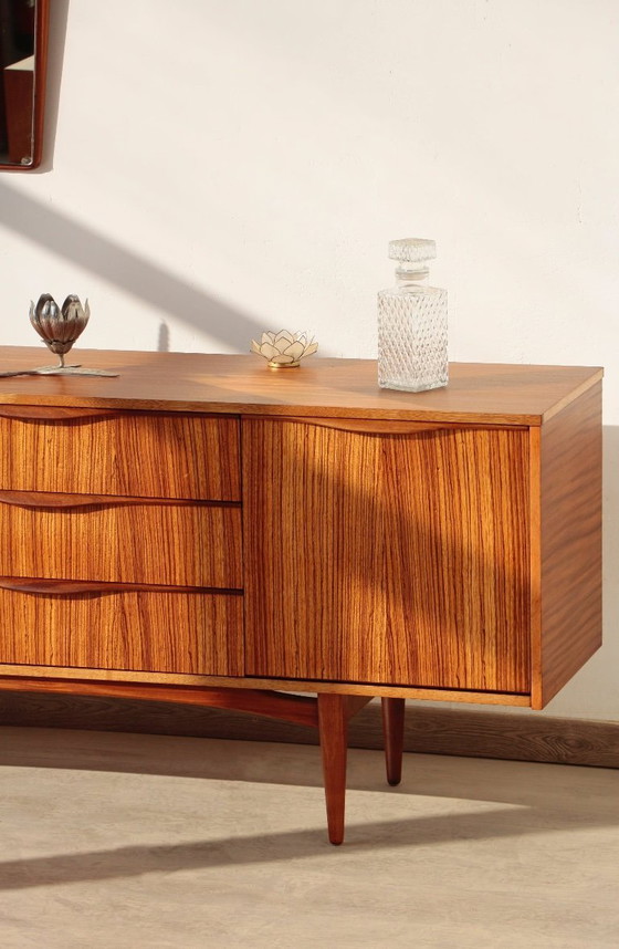 Image 1 of Credenza vintage in teak e zebrano – Elliots of Newbury, anni '60